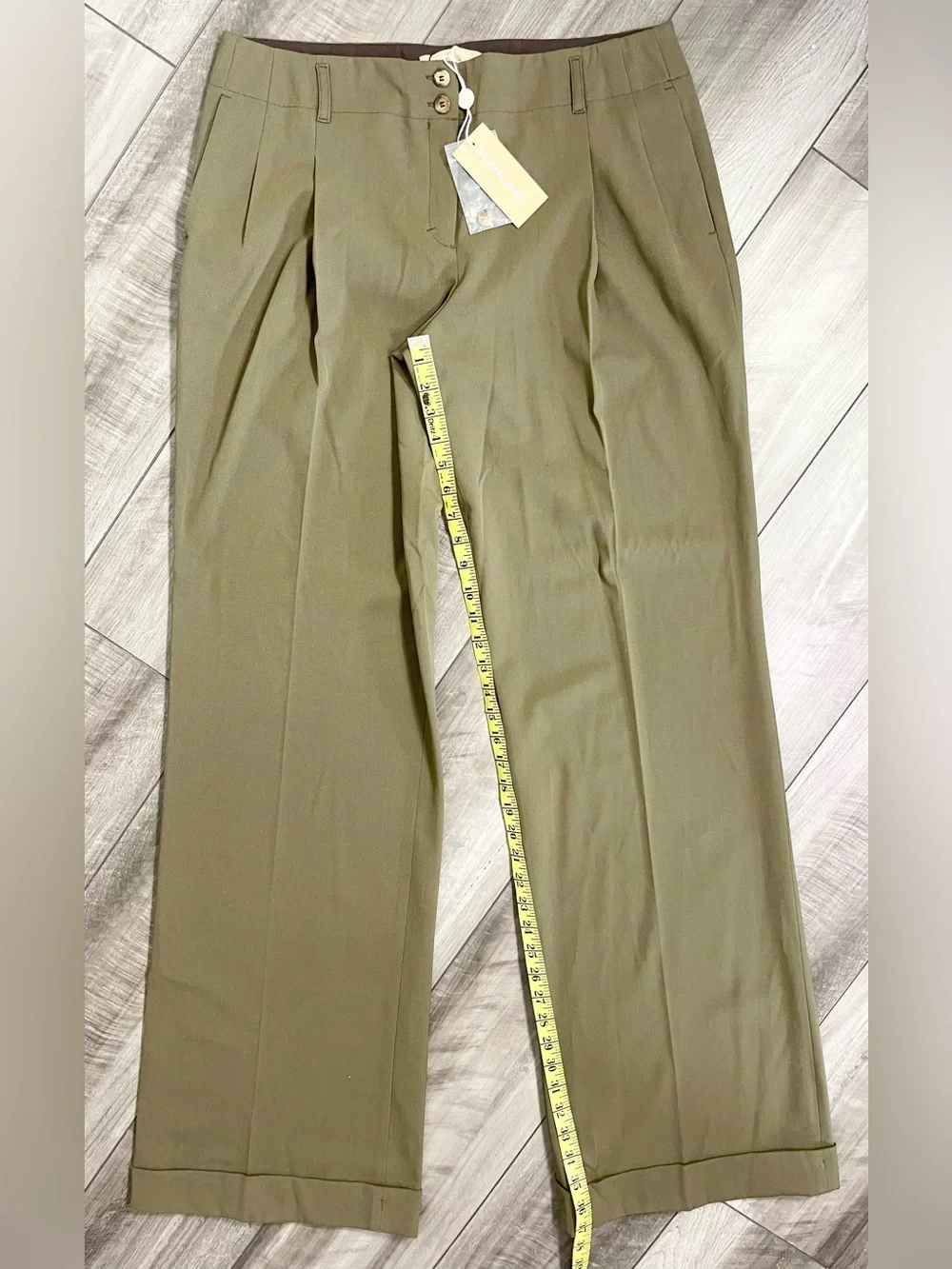 Michael Kors Olive Green Pleated Trousers. 10
